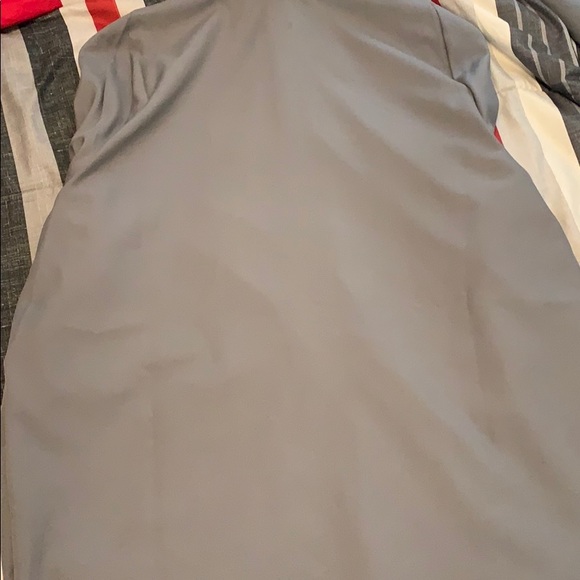 Nike Top - Picture 2 of 2